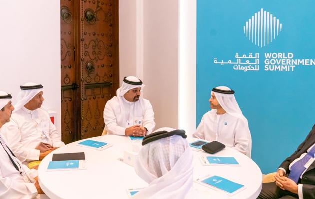 معالي وزير المالية والاقتصاد الوطني يلتقي وزير دولة الإمارات العربية المتحدة للشؤون المالية